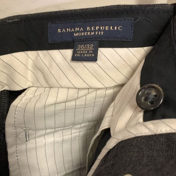 Banana Republic Gray Flat Front Wool Subtle Plaid Dress Pants Size 36 X 32 - Picture 3 of 11